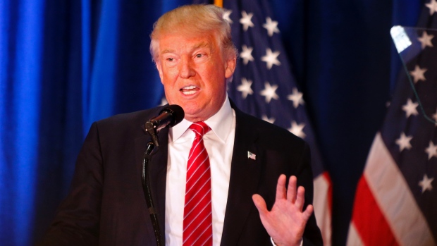 trumpproposesextremevettingofnewimmigrantsintous